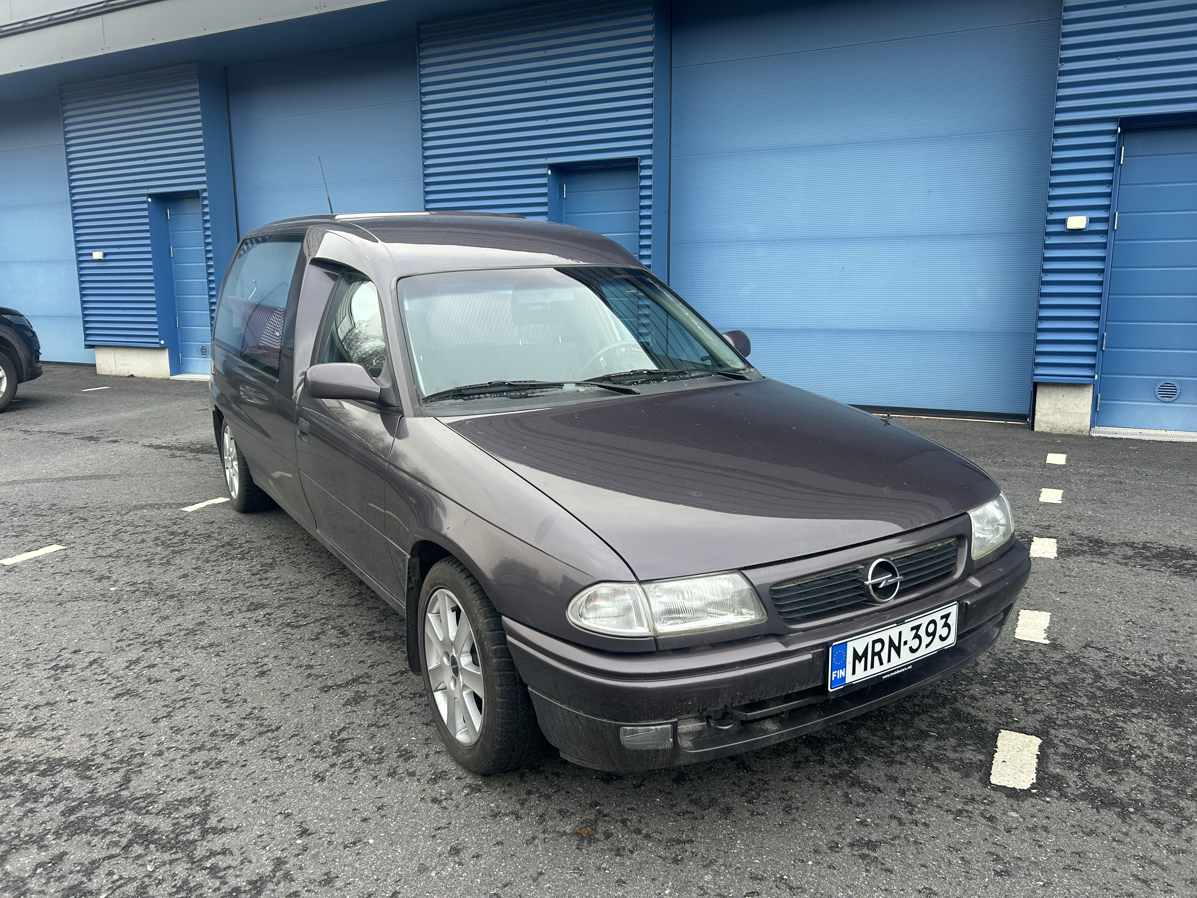 Opel Astra -MYYTY-